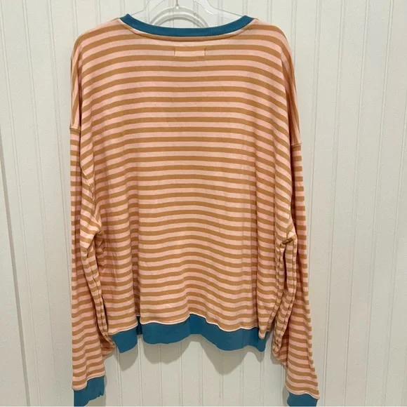 We The Free Latte Combo Sweater NWT Small - Picture 4 of 5